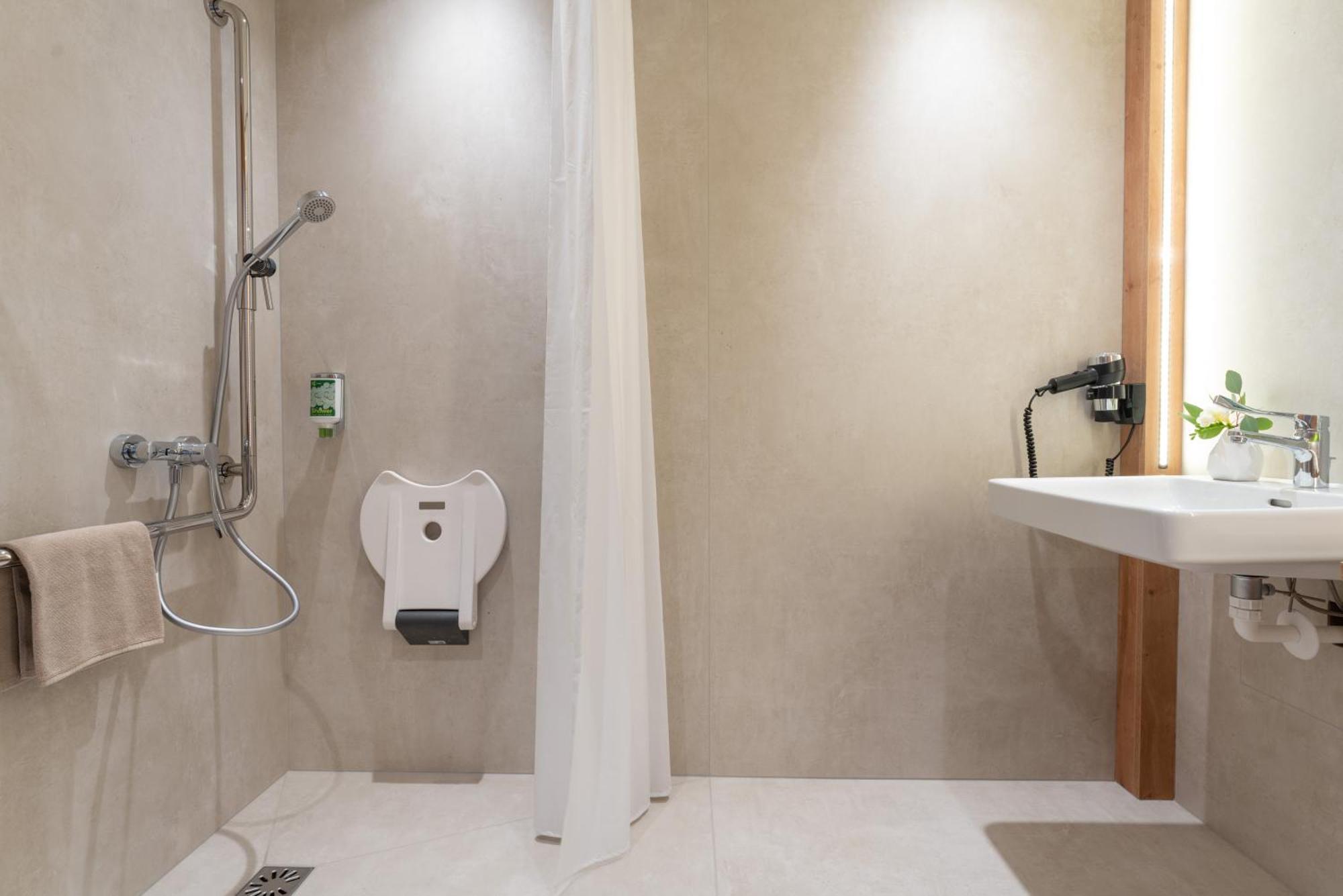Eee Hotel Eberstalzell Zewnętrze zdjęcie
